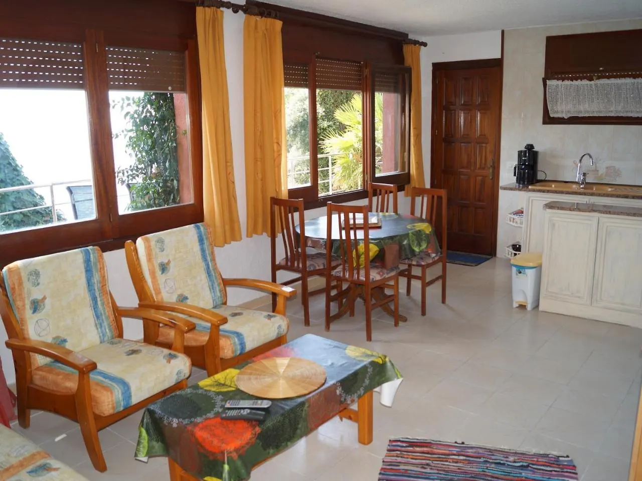 Papaya Villa Lloret de Mar Spain